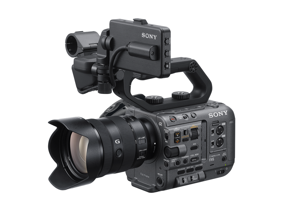 sony dslr 700d